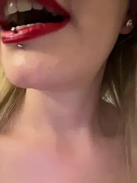 Snapshot of GangBangKitty chatting on 02/28/25, 07:14 GangBangKitty online show from 02/28/25, 07:14