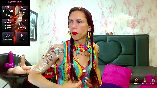 VanessaWolf online show from 11/25/25, 04:18