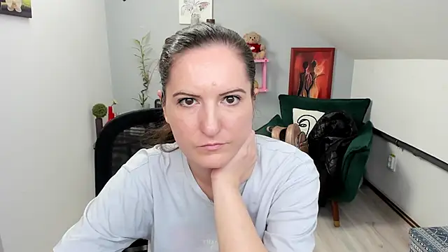 ChloeHottyX online show from 03/07/25, 10:56