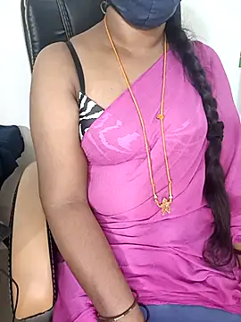 Tamil-hotwife online show from 02/26/25, 03:53