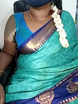 Tamil-hotwife online show from 10/09/25, 09:57