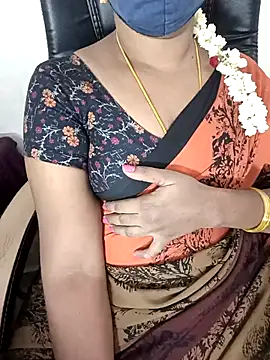 Tamil-hotwife online show from 11/18/25, 05:06