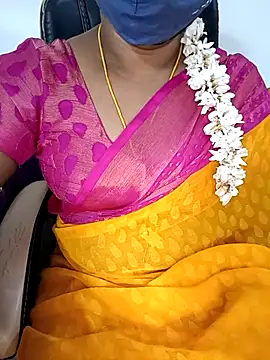 Tamil-hotwife online show from 01/17/26, 03:50