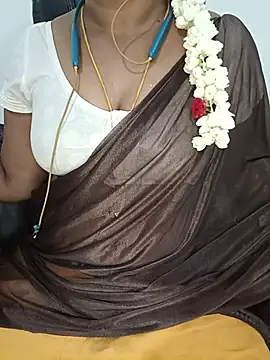 Snapshot of Tamil-hotwife chatting on 06/23/26, 07:17 Tamil-hotwife online show from 06/23/26, 07:17