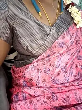 Snapshot of Tamil-hotwife chatting on 07/02/26, 09:48 Tamil-hotwife online show from 07/02/26, 09:48