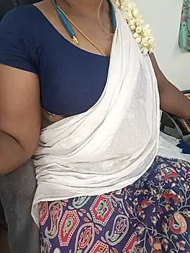 Snapshot of Tamil-hotwife chatting on 07/05/26, 07:48 Tamil-hotwife online show from 07/05/26, 07:48