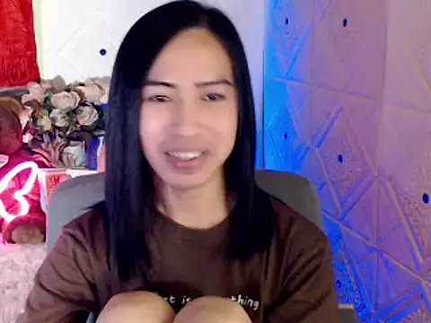 Snapshot of Lemonadexxx chatting on 12/23/24, 04:33 Lemonadexxx online show from 12/23/24, 04:33