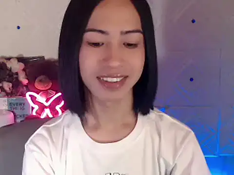 Snapshot of Lemonadexxx chatting on 02/24/25, 08:38 Lemonadexxx online show from 02/24/25, 08:38