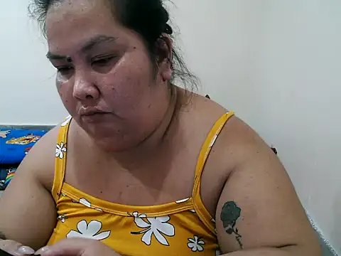 Snapshot of xxbigboootyxx chatting on 05/03/26, 10:43 xxbigboootyxx online show from 05/03/26, 10:43