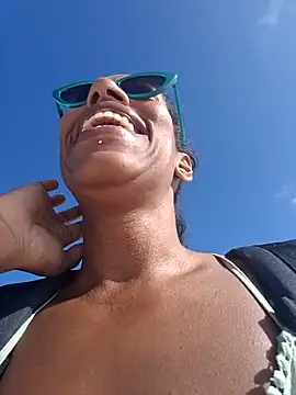 Goldenlace online show from 12/19/24, 09:49