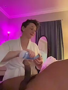 Vivian MayXxX online show from 10/26/25, 07:31