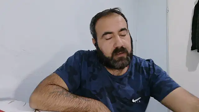 ZYXEL353 online show from 12/18/25, 07:31