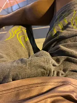 stuard-19 online show from 12/20/25, 05:14