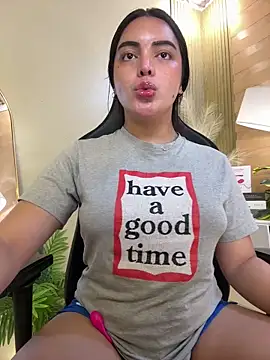 HotstuffCherrySummer online show from 02/04/25, 12:22