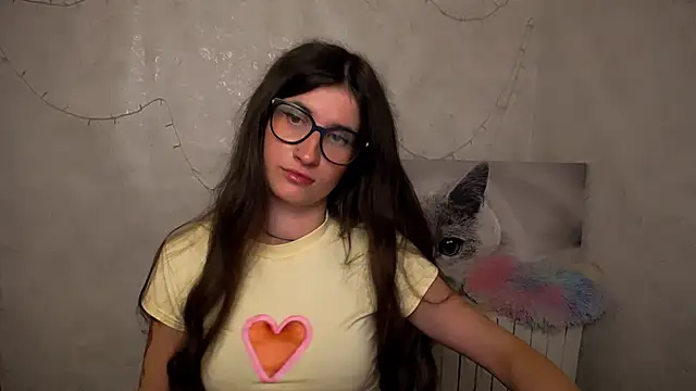 Snapshot of MaryEm976 chatting on 06/30/26, 10:05 MaryEm976 online show from 06/30/26, 10:05