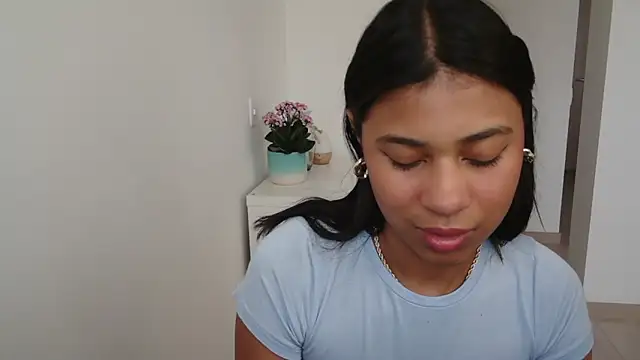 dark enchantress  online show from 12/08/24, 07:22