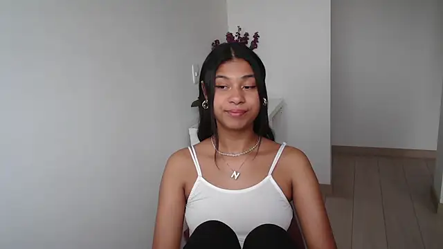 dark enchantress  online show from 02/14/25, 09:32