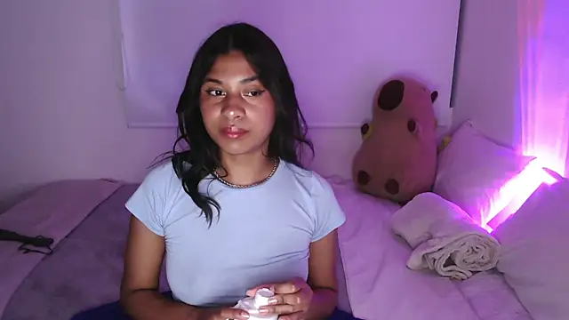 dark enchantress  online show from 02/23/25, 02:51