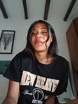 dark enchantress  online show from 10/08/25, 07:00