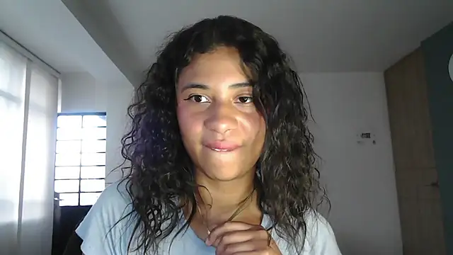 dark enchantress  online show from 10/22/25, 10:09