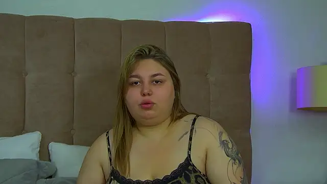 LillianKim online show from 11/06/25, 06:31