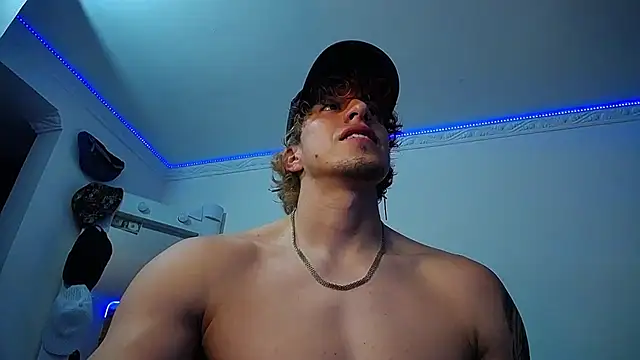 strongboy  online show from 03/14/25, 05:05