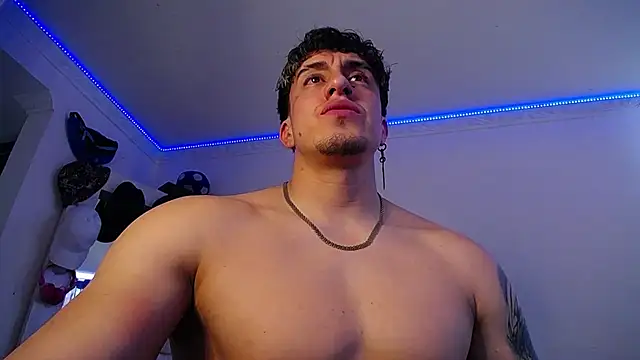 strongboy  online show from 10/02/25, 07:10