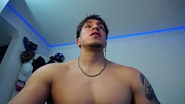 strongboy  online show from 10/06/25, 07:00