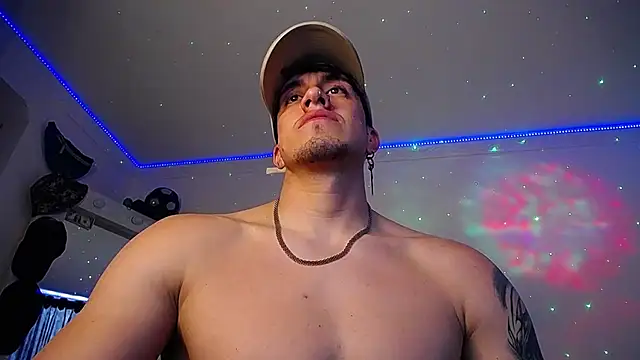 strongboy  online show from 11/24/25, 08:08