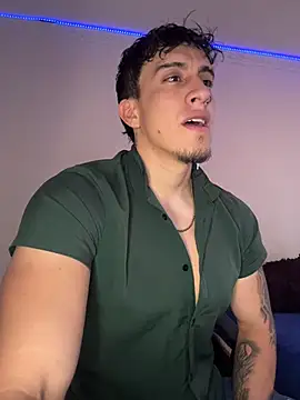 strongboy  online show from 02/13/26, 06:48