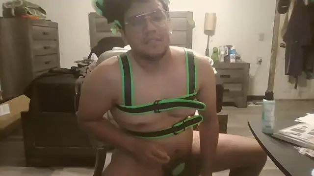 bttm geek000 online show from 12/20/25, 04:08