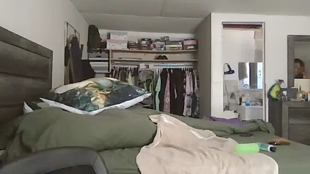 bttm geek000 online show from 02/15/26, 06:59