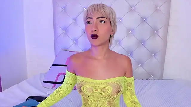 Snapshot of xGenesis_Miller_ chatting on 10/14/25, 08:42 xGenesis Miller  online show from 10/14/25, 08:42