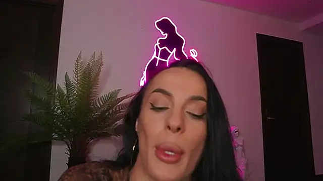 Katyerave online show from 04/22/26, 08:10