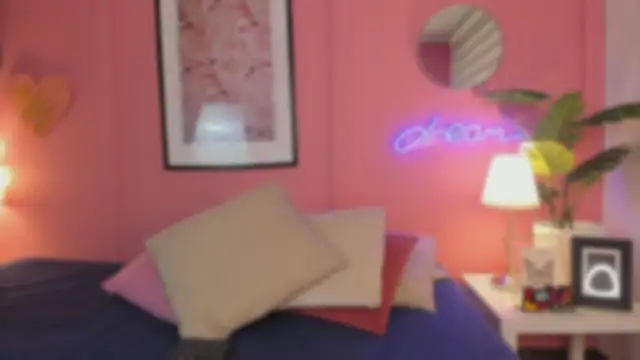 SoySaraa online show from 02/12/26, 06:19