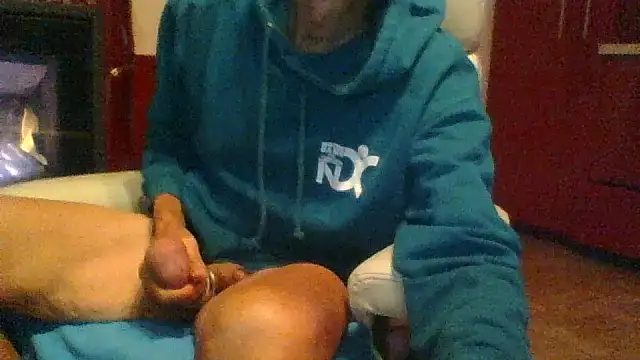 pierre5004 online show from 10/07/25, 05:43