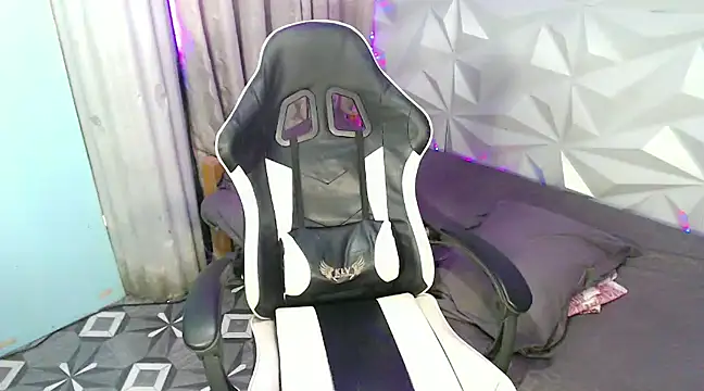 Snapshot of Tswakowako chatting on 01/13/25, 09:31 Tswakowako online show from 01/13/25, 09:31