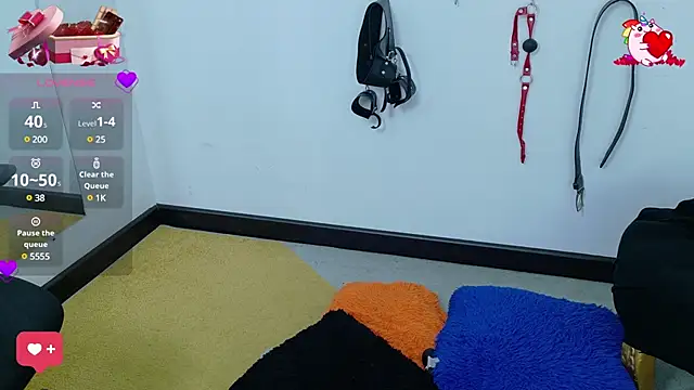 Catwhite  online show from 02/24/25, 06:58