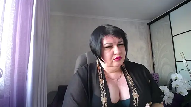 JuicyLady Di online show from 02/18/25, 02:16