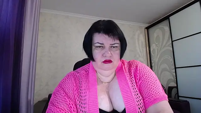 JuicyLady Di online show from 10/24/25, 04:42