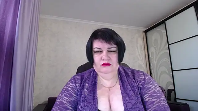 JuicyLady Di online show from 11/02/25, 05:43