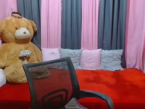 xxSexyBitch69xx online show from 10/24/25, 10:22