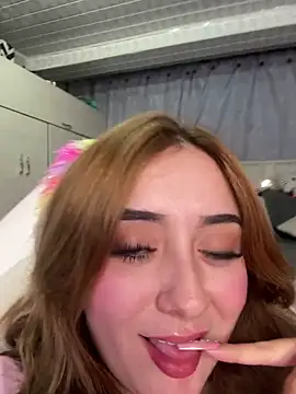 Sam Thompsoon  online show from 03/06/25, 05:35