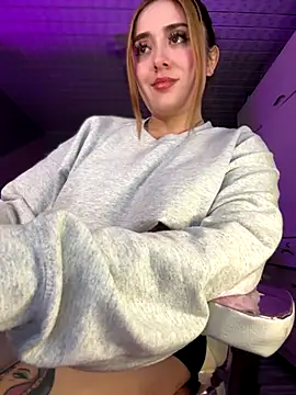 Sam Thompsoon  online show from 11/12/25, 03:07