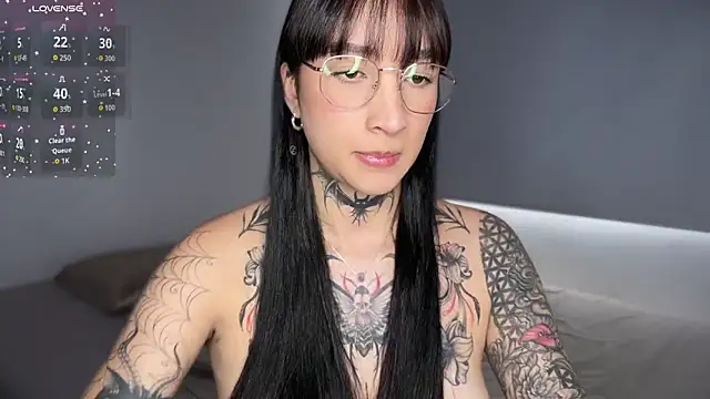 xisisxx online show from 04/04/26, 07:44