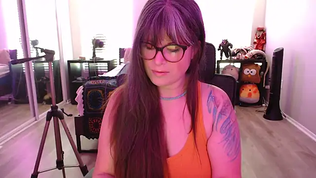 Snapshot of TheLenaAdams chatting on 09/09/25, 03:55 TheLenaAdams online show from 09/09/25, 03:55