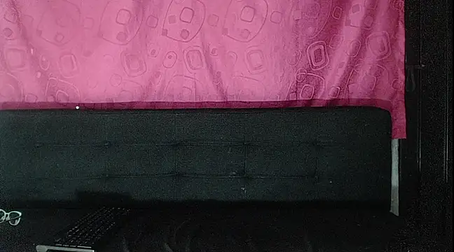 Snapshot of JulianaFoster chatting on 03/05/25, 05:18 JulianaFoster online show from 03/05/25, 05:18