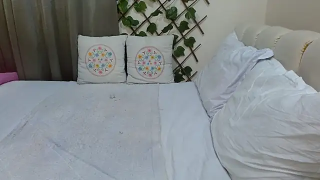 Lovelywife786 online show from 02/09/25, 05:43