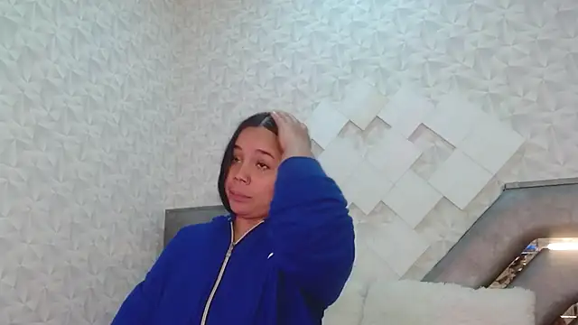 EmilyQueen3x online show from 09/23/25, 02:09