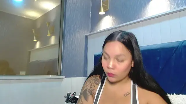 EmilyQueen3x online show from 02/07/26, 02:21